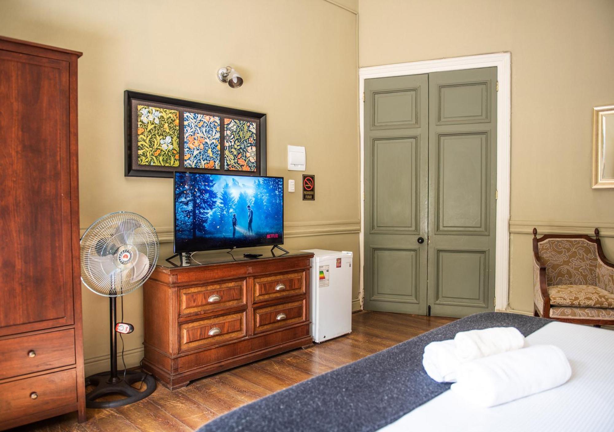 Hotel Casa Zanartu Сантьяго Номер фото